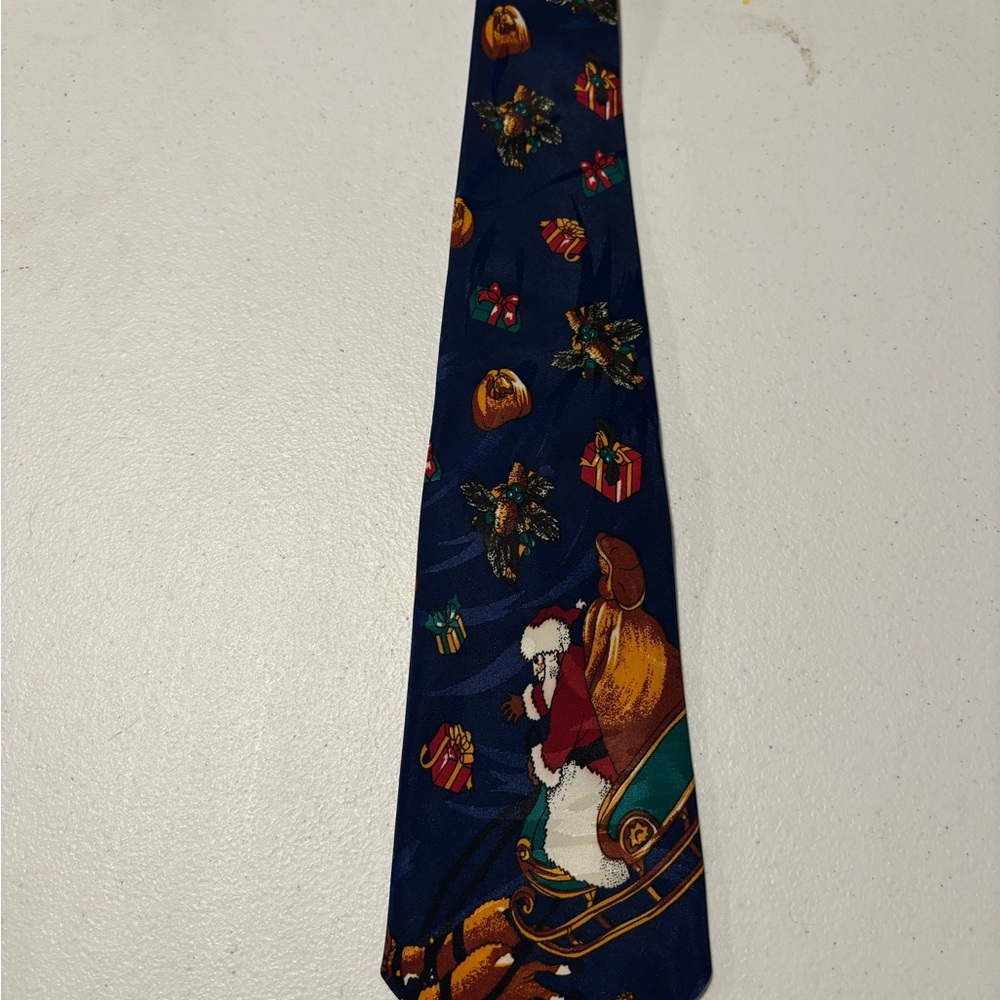 Vintage Festive Santa Christmas Tie